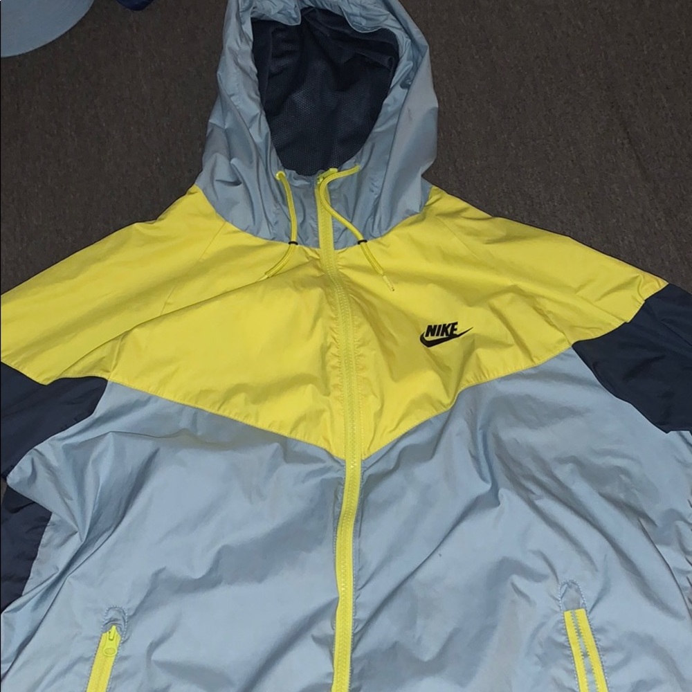 Nike windbreaker